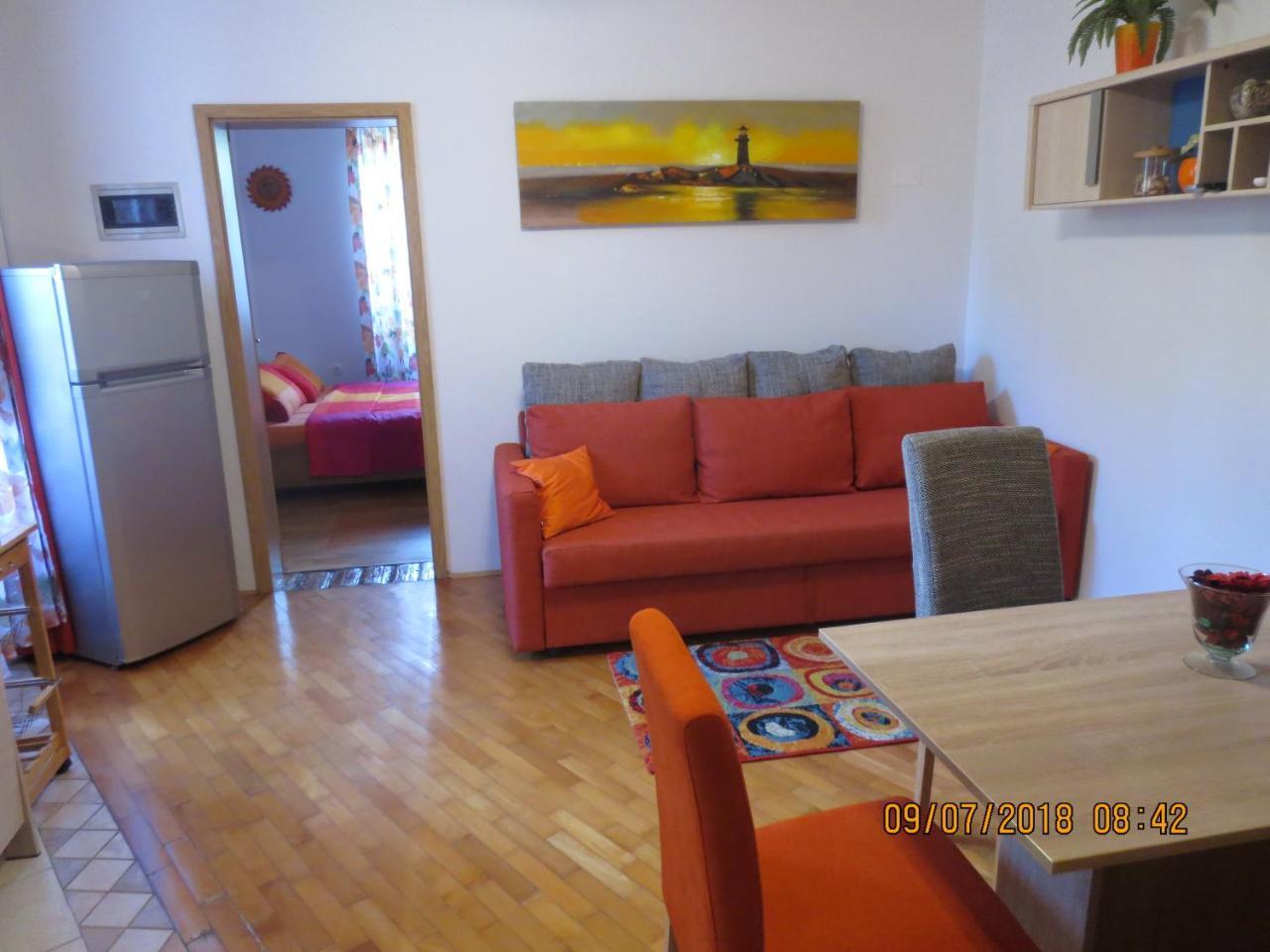 Apartments Vila Marija イゾラ エクステリア 写真