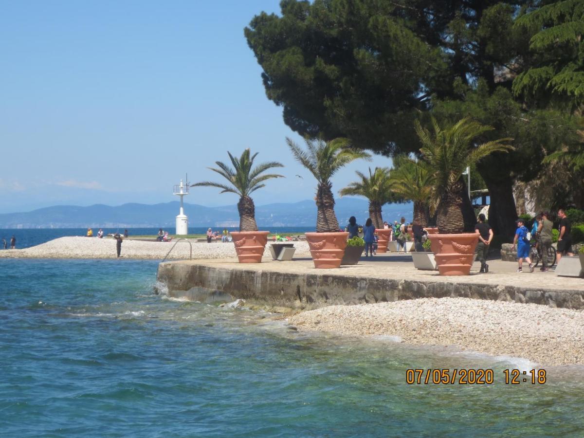 Apartments Vila Marija イゾラ エクステリア 写真